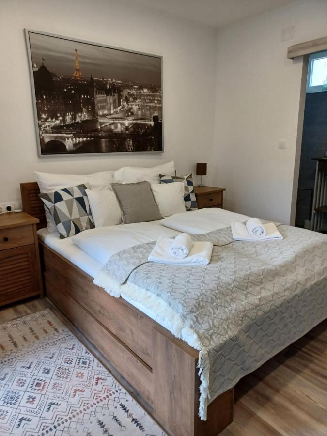 Adamko Borkert Haz Bed & Breakfast Villany Exterior photo